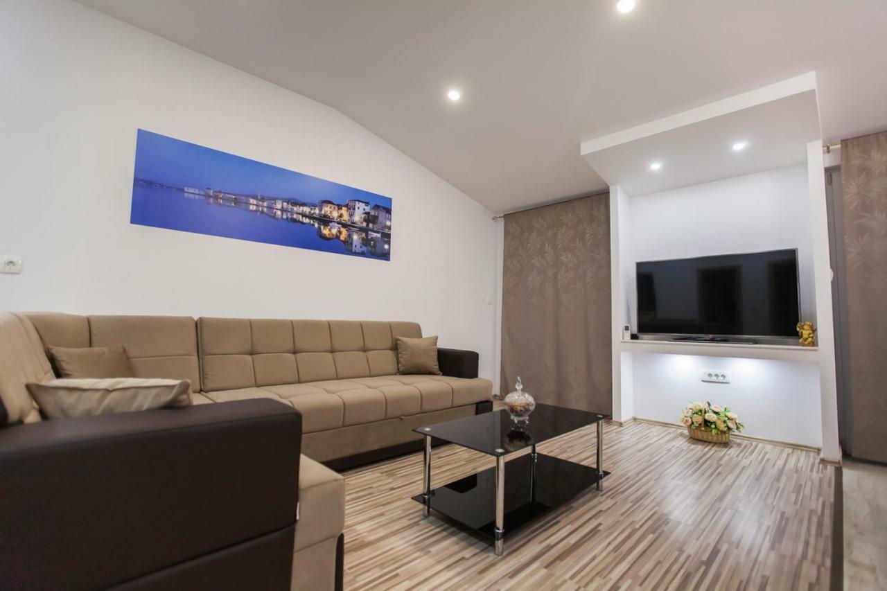 Apartment Dalmatia Kaštela Extérieur photo